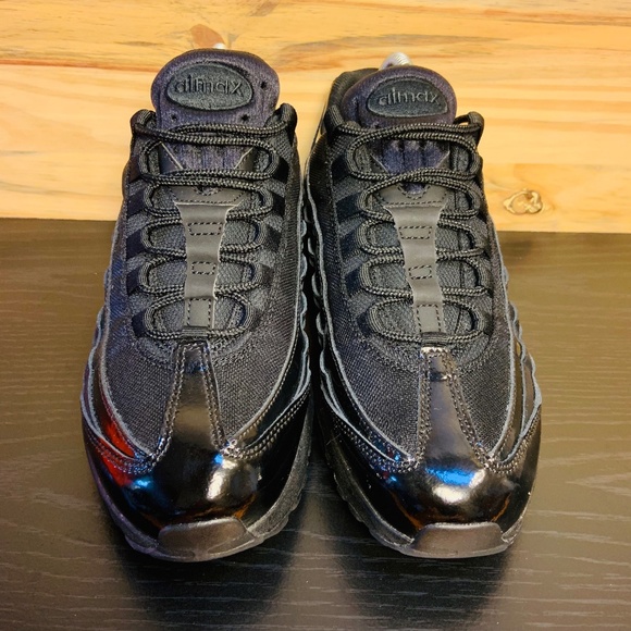 New Nike Women's Air Max 95 Triple Black Running - Picture 4 of 8